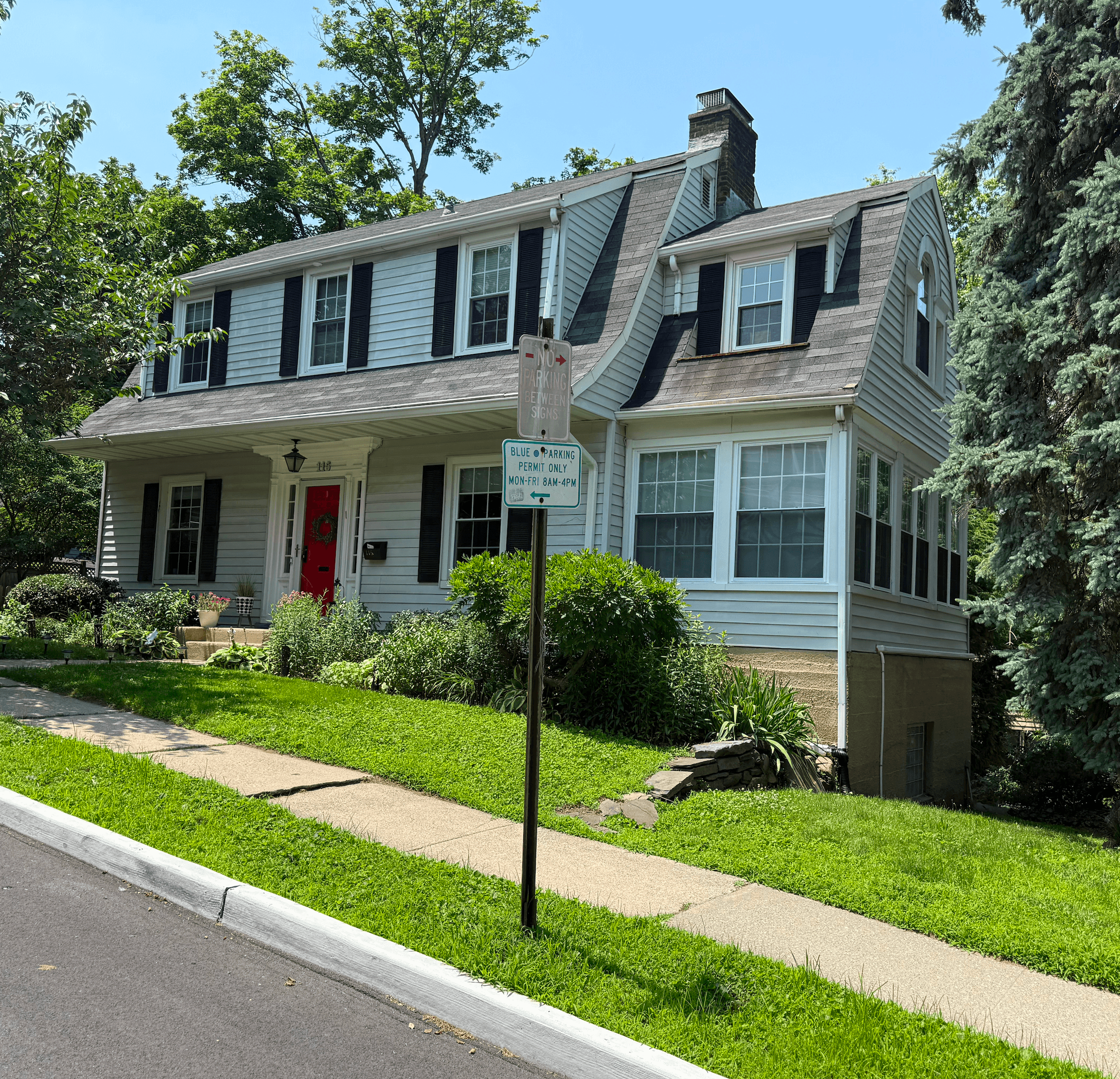 Home in Tarrytown NY cleaned by local Tarrytown NY Power Washing Company